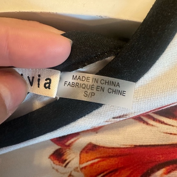 DELAINA LONG SLEEVE CROPPED TOP - Picture 6 of 9